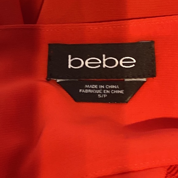 Bebe Coral Semi Sheer V Neck Open Slit Sleeve Blouse NWOT Size S - Picture 14 of 17